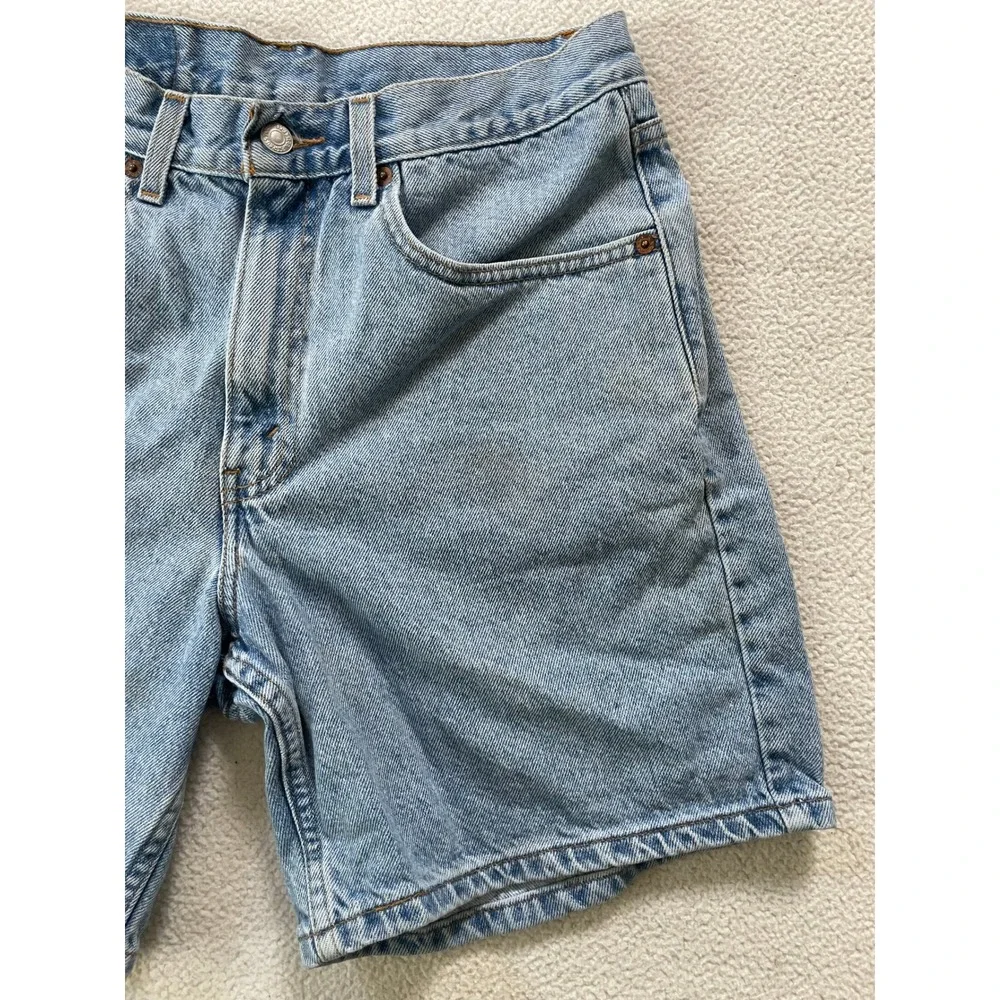 90s Levi's Mens 32 Relaxed Fit Shorts Light Wash Denim 550 Cotton Jorts Stains
